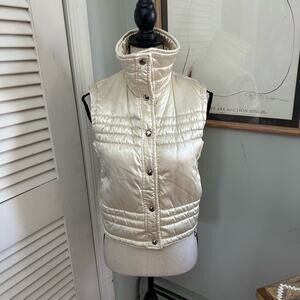 Vintage 80s BECONTA Womens Puffer Vest Cream Satin Outdoor Retro Snap Close | 10